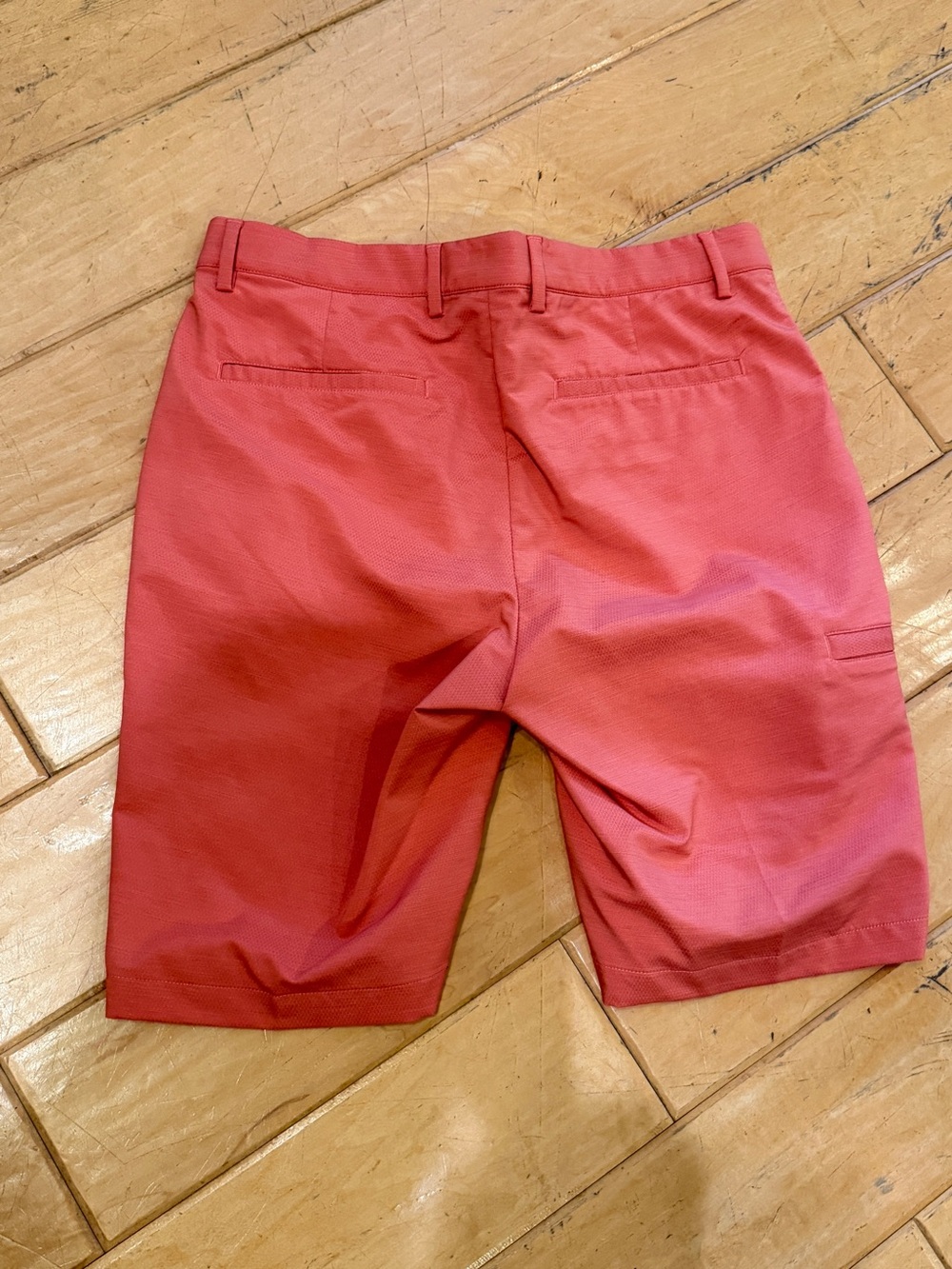 Greg Norman Men’s Performance Golf Shorts Size 32 Coral Stretch Zip Pocket - Picture 4 of 4